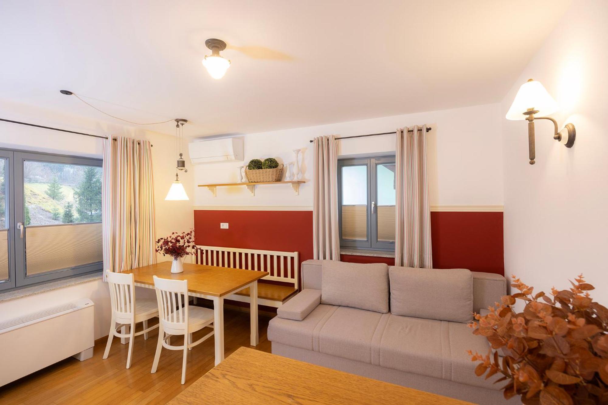 Lakeside Apartments Bled Bilik gambar