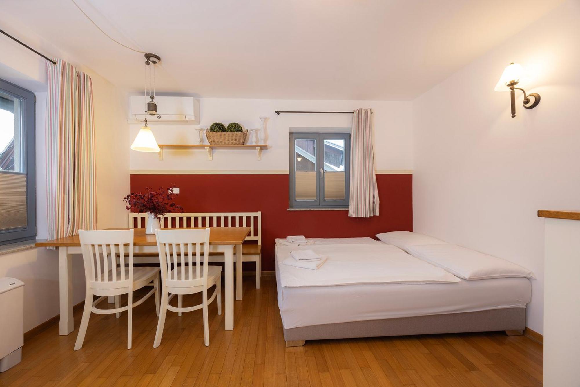 Lakeside Apartments Bled Bilik gambar